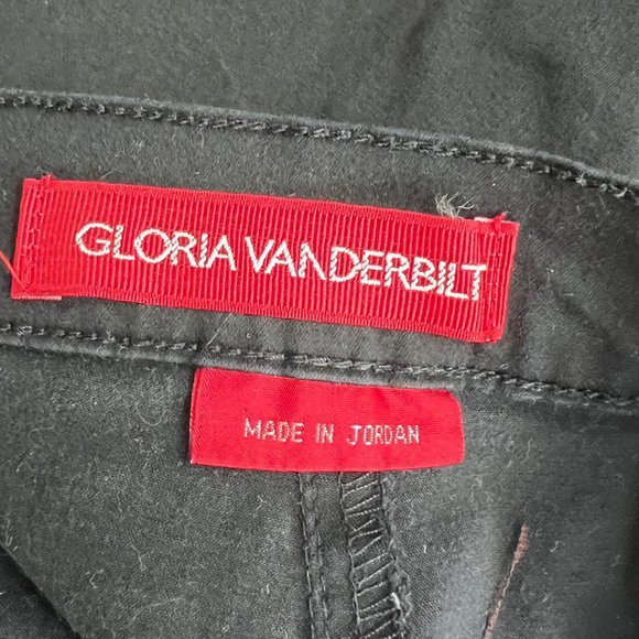 Gloria Vanderbilt Shorts size 14 Black Chino Attached Belt 30 Waist - Picture 3 of 4
